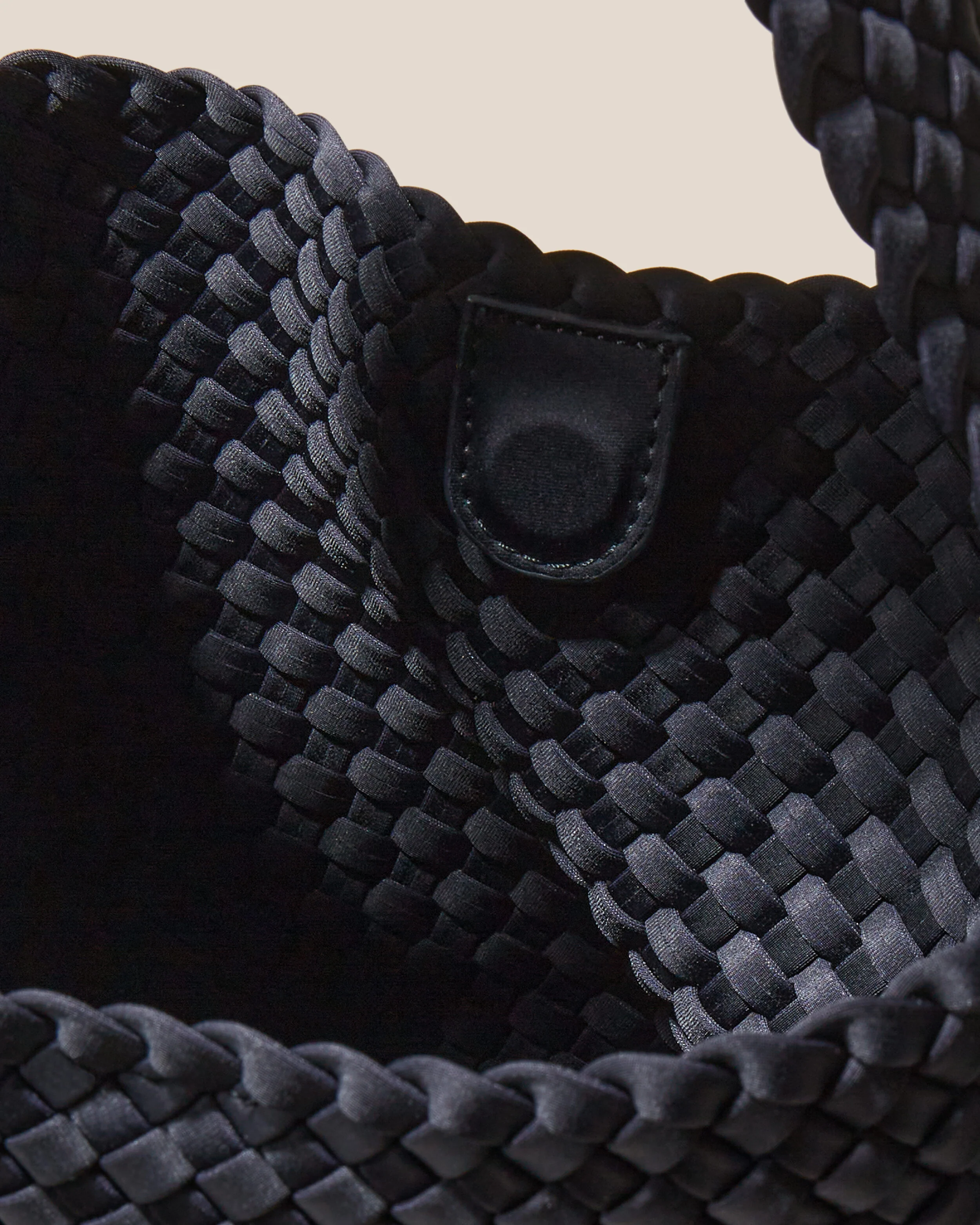 Nomad Medium Hobo | Onyx - Image 2