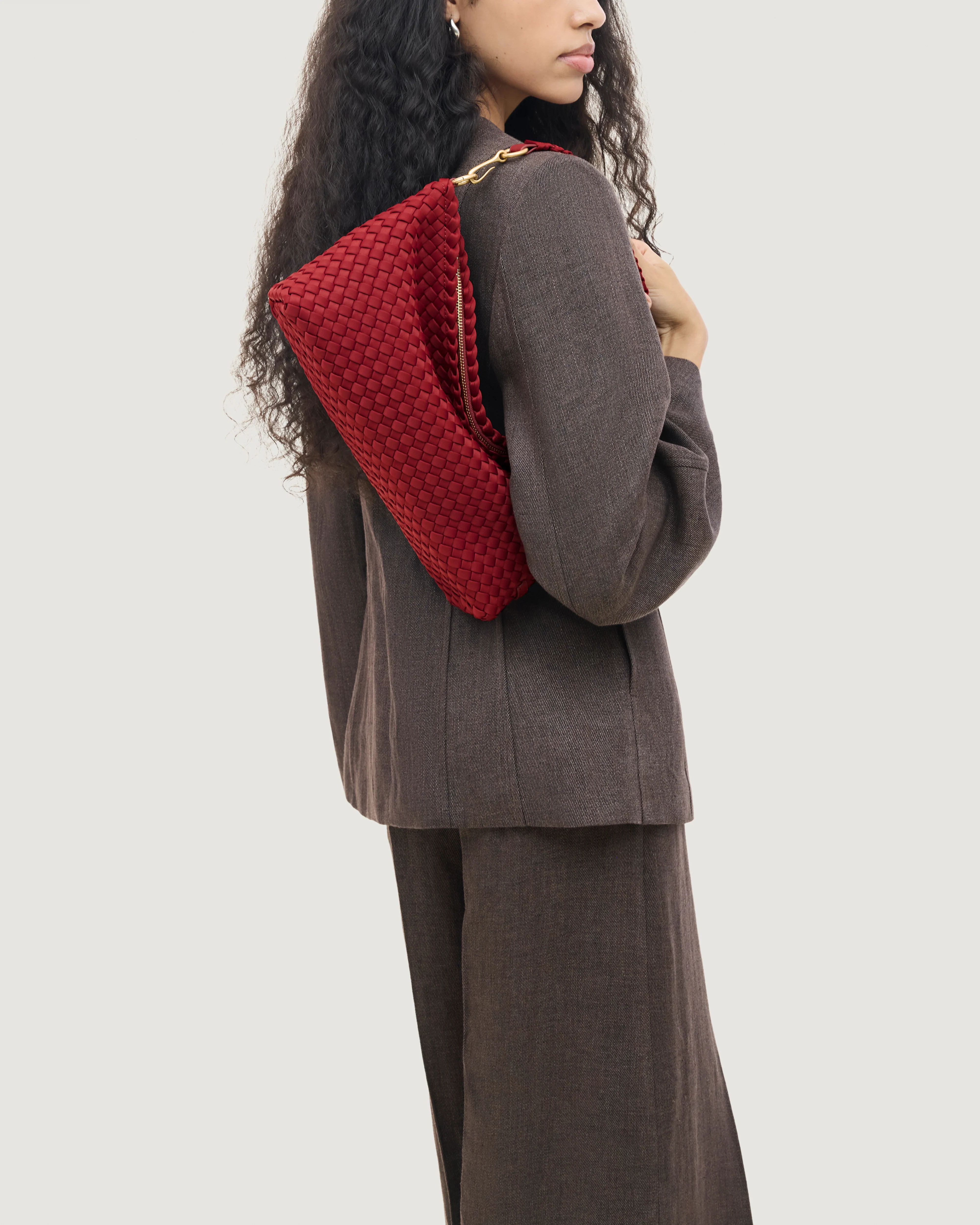 Porto Small Half-Moon Bag | Rosso - Image 5