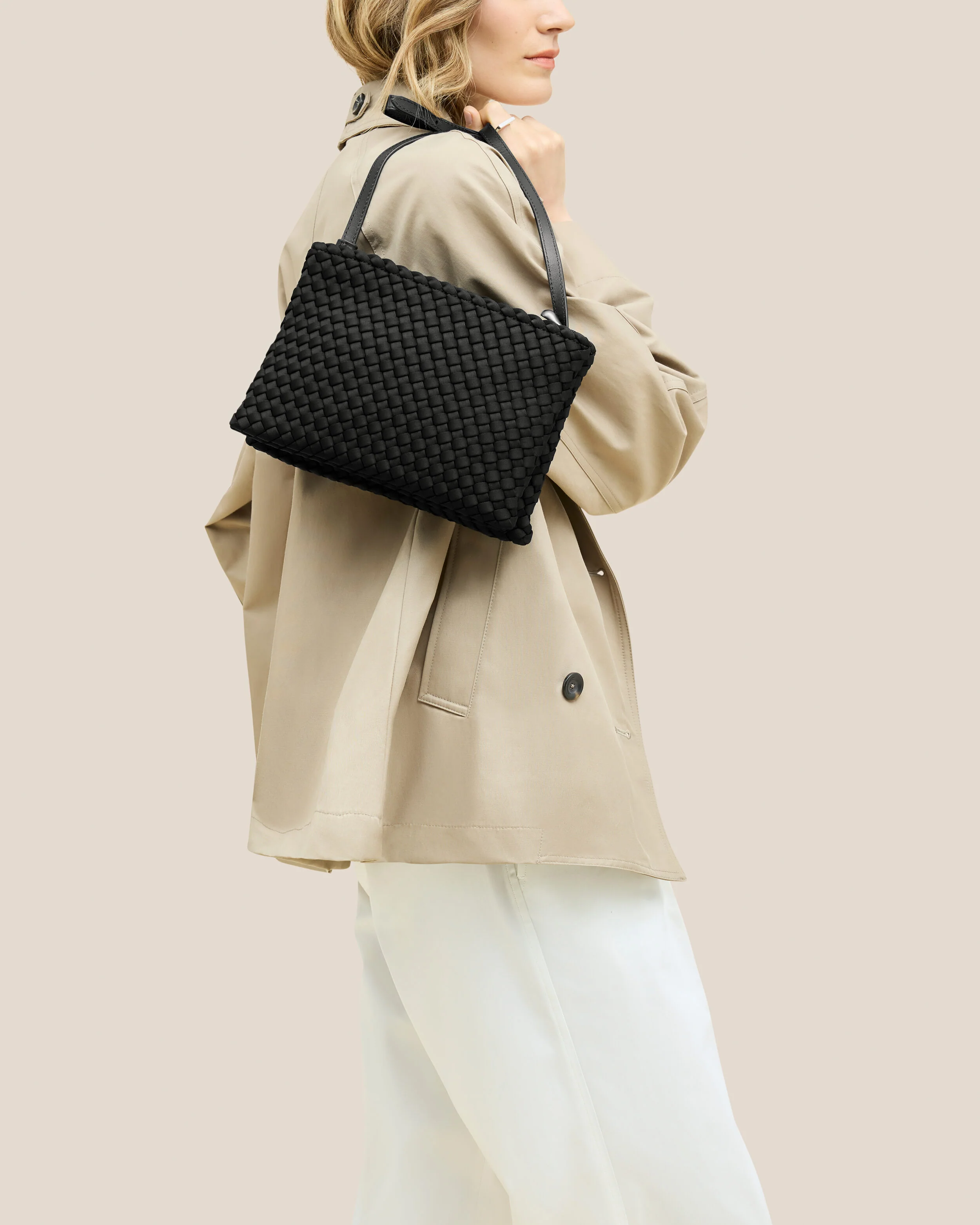 Soho Envelope Crossbody | Onyx - Image 6