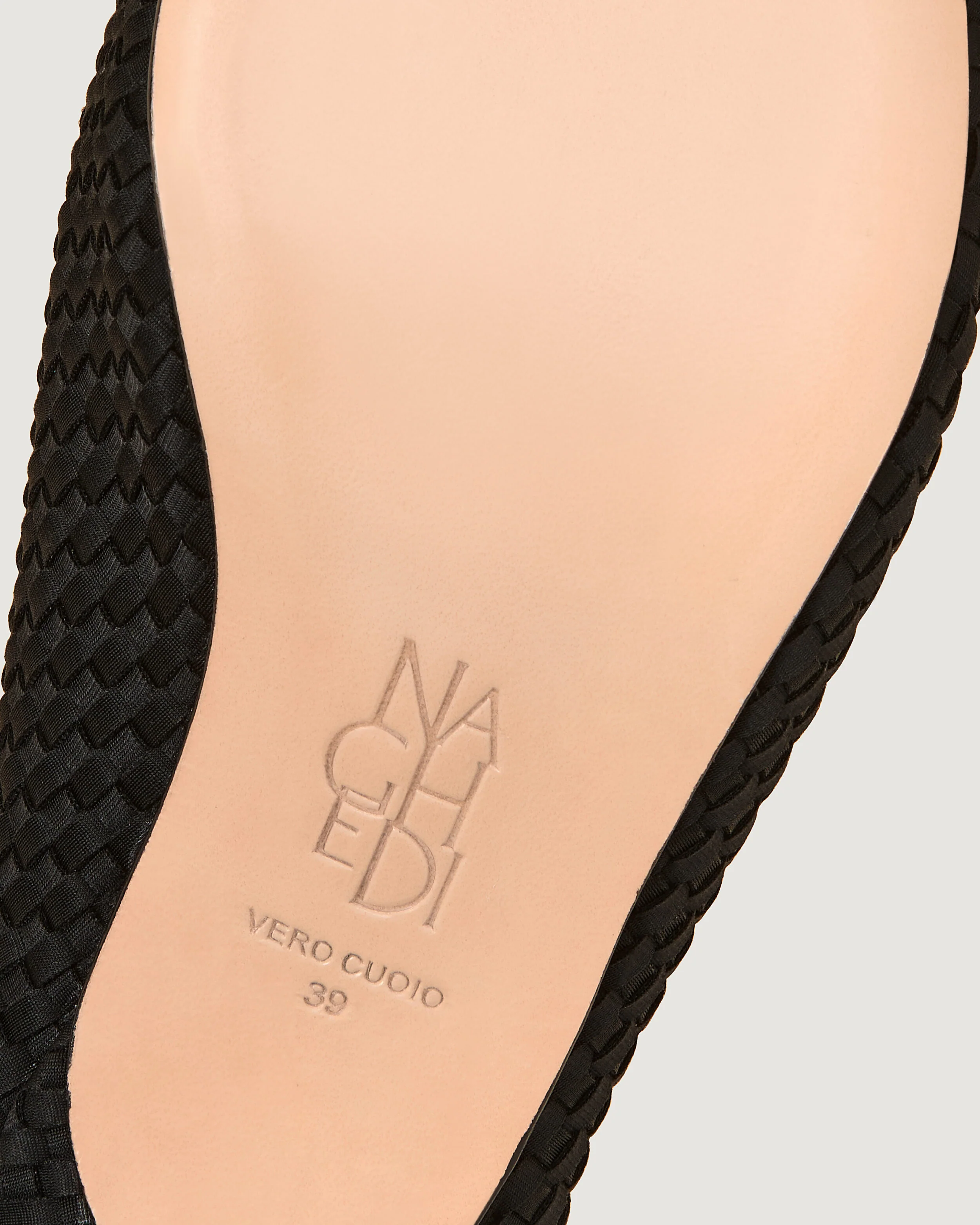 Strada Kitten Heel | Onyx - Image 4